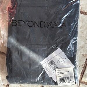 Beyond Yoga Heather Rib Flare Pants